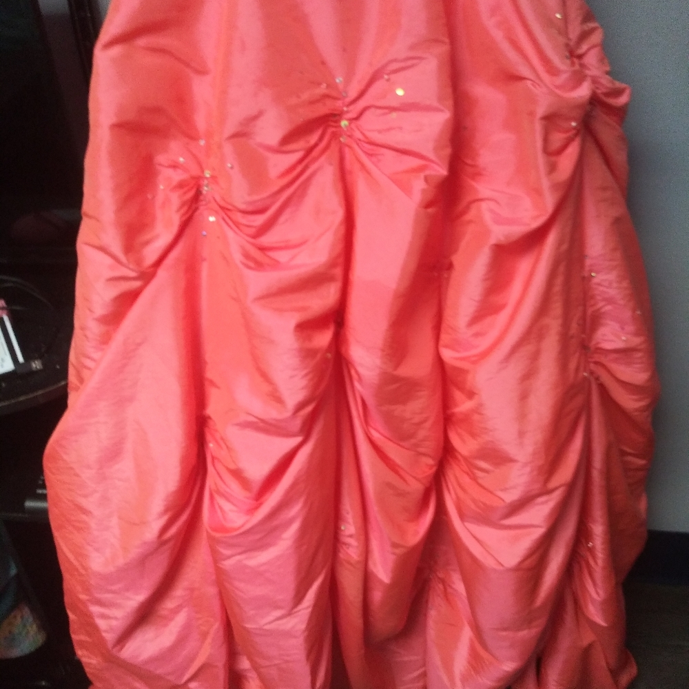 Prom Dress - Picture 4 of 5